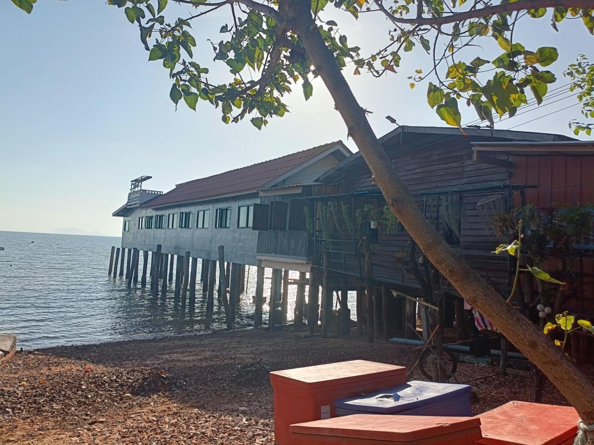 Poohry Seaview Apartman Ko Lanta Kültér fotó